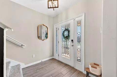 Entry Way - 340 Wiregrass Ave, Melbourne, FL 32904 photo 3 of 6