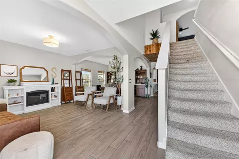 Entry Way - 340 Wiregrass Ave, Melbourne, FL 32904 photo 2 of 6