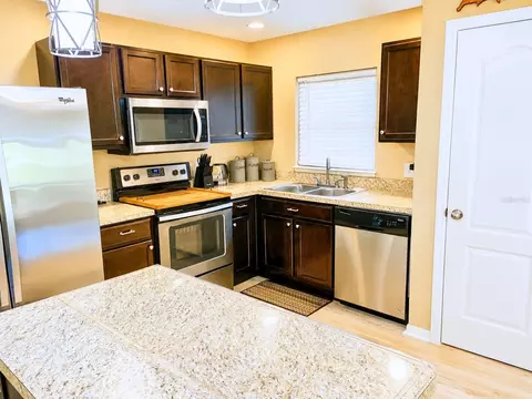 Kitchen - 1604 Ellington Dr, Dundee, FL 33838 photo 1 of 2