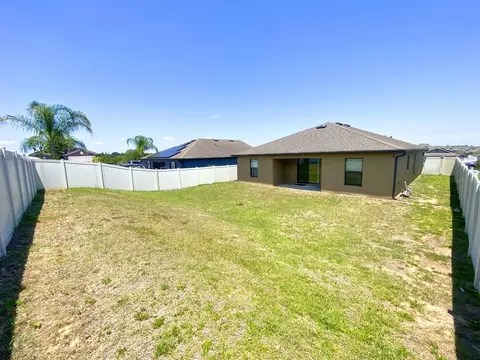 Exterior - 1604 Ellington Dr, Dundee, FL 33838 photo 3 of 3