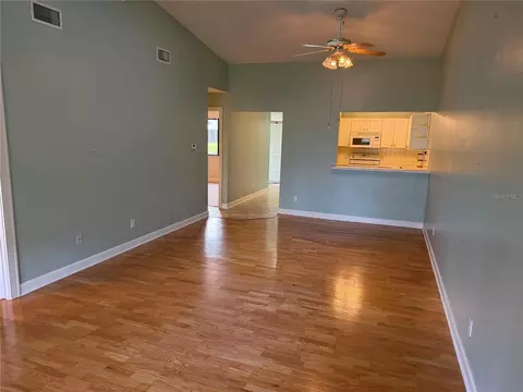 Living - 30 Landings Ln #30, Ormond Beach, FL 32174 photo 1 of 2