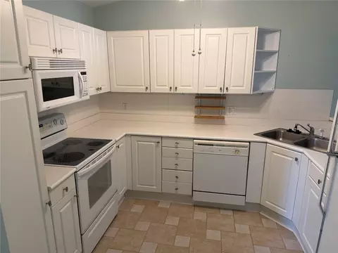 Kitchen - 30 Landings Ln #30, Ormond Beach, FL 32174 photo 1 of 1