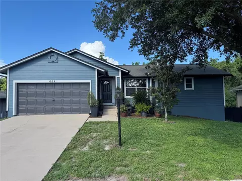 684 Crows Bluff Ln, Sanford, FL 32773