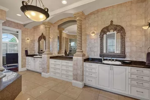 Bath - 1117 Oxbridge Ln, Ormond Beach, FL 32174 photo 4 of 10