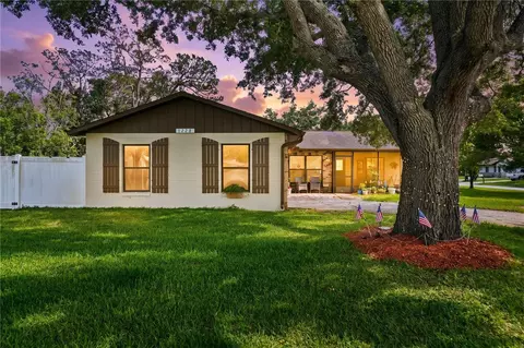 1228 Thomasina Dr, Port Orange, FL 32129