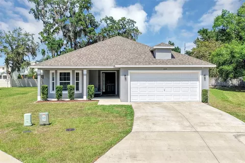 1520 Baywood Village Ct, Mount Dora, FL 32757