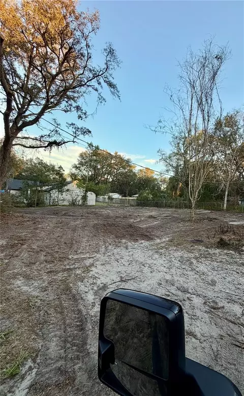 18 Th St, Orange City, FL 32763