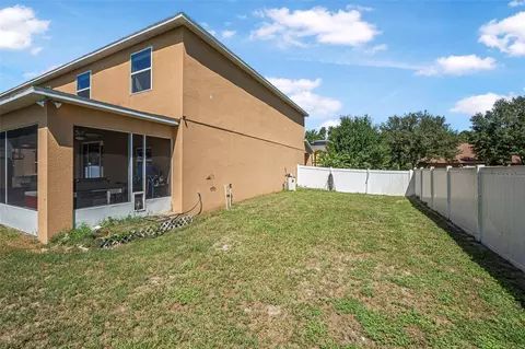 Exterior - 120 Los Arbor Dr, Deland, FL 32724 photo 6 of 10