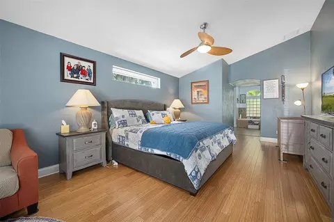 Bedroom - 10 Cotton Mill Ct, Ormond Beach, FL 32174 photo 3 of 8