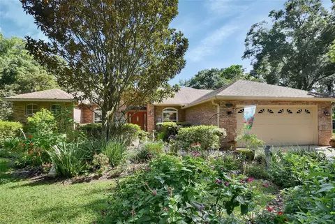 1546 E Silver Hammock, Deland, FL 32720