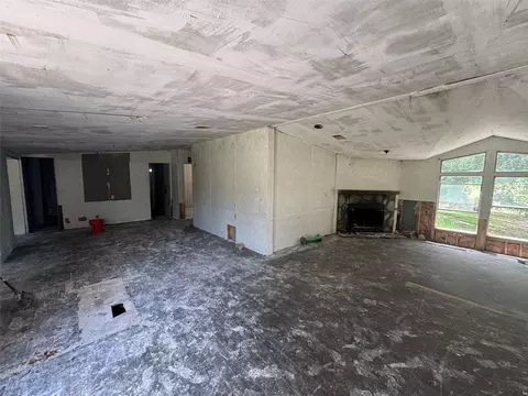 Living - 38045 County Road 439, Eustis, FL 32736 photo 1 of 1