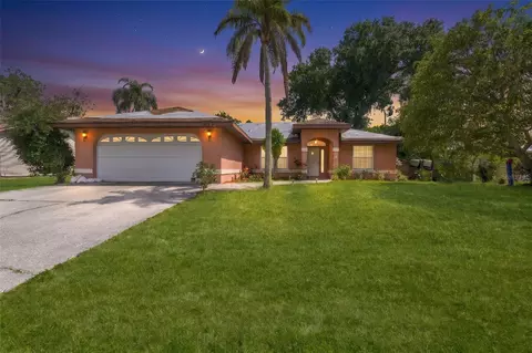 212 65th Avenue Dr W, Bradenton, FL 34207