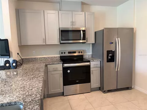Kitchen - 2730 Silver Canoe Dr, Edgewater, FL 32141 photo 2 of 3
