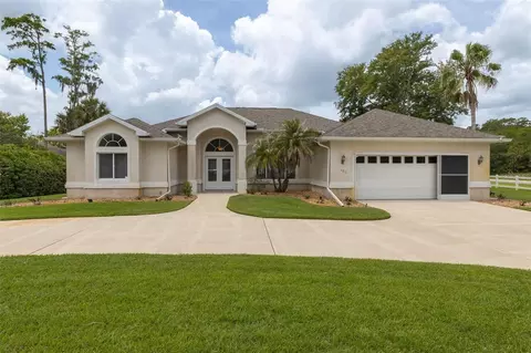 100 Paradise Valley Ct, Daytona Beach, FL 32114