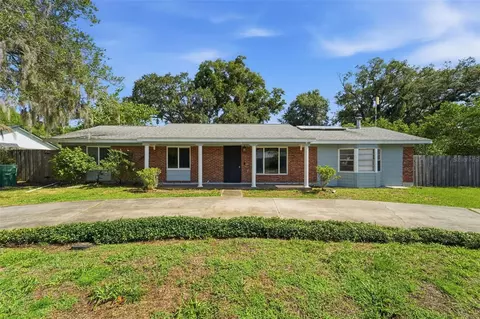 915 E Michigan Ave, Deland, FL 32724