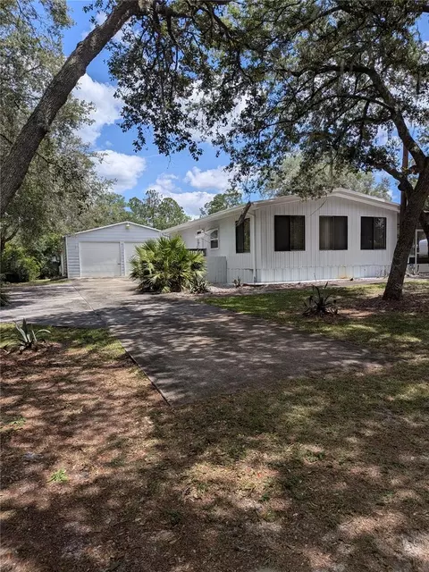 44931 2nd St, Deland, FL 32720