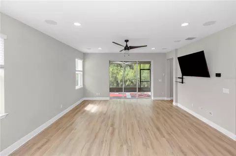 Living - 790 Hyperion Dr, Debary, FL 32713 photo 2 of 4