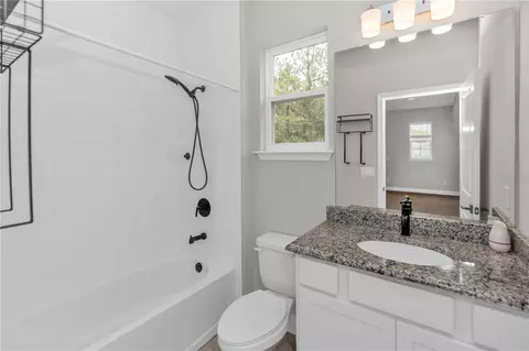 Bath - 790 Hyperion Dr, Debary, FL 32713 photo 6 of 7