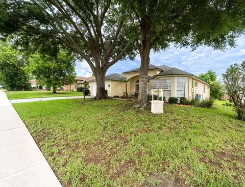 Exterior - 107 Needlewood Loop, Debary, FL 32713 photo 2 of 3