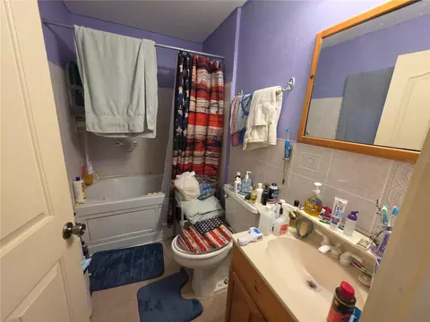 Bath - 35245 William Ln, Eustis, FL 32736 photo 2 of 2