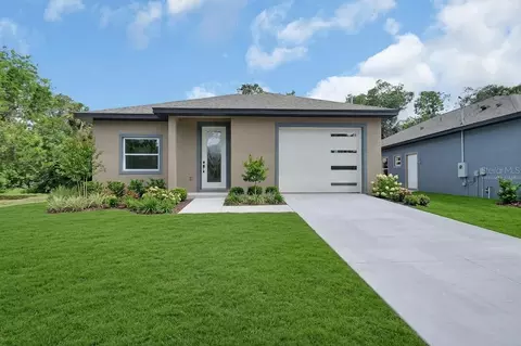 556 Wallace St, Daytona Beach, FL 32114