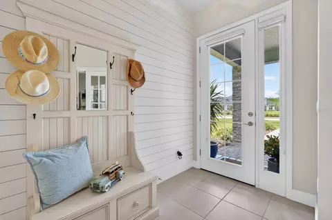 Entry Way - 17 Newhaven Ln, Ormond Beach, FL 32174 photo 2 of 4