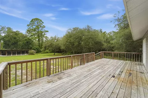 Exterior - 41707 Aspen St, Eustis, FL 32736 photo 8 of 13