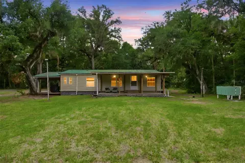 1900 Retreat Rd, Geneva, FL 32732
