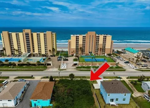 3826 S Atlantic Ave, Daytona Beach Shores, FL 32118
