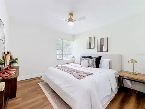 Bedroom - 948 NE 6th St, Ocala, FL 34470 photo 5 of 13