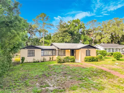 Exterior - 948 NE 6th St, Ocala, FL 34470 photo 9 of 9