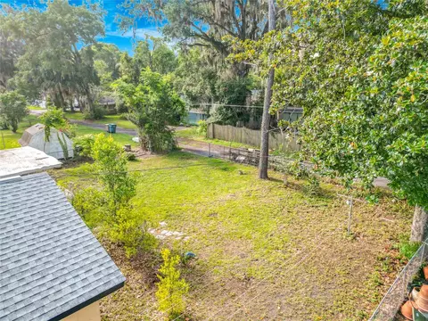 Exterior - 948 NE 6th St, Ocala, FL 34470 photo 8 of 9