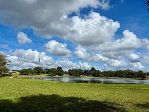 126 Lake Geneva Rd, Georgetown, FL 32139