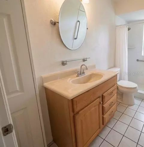 Bath - 1671 Ford Rd, Mims, FL 32754 photo 1 of 3