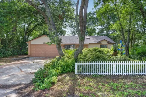 2739 W Covington Dr, Deltona, FL 32738