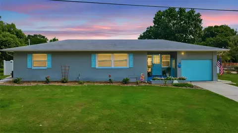 54 Magnolia Dr, Debary, FL 32713