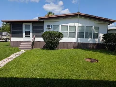154 Moonlite Dr, Welaka, FL 32193 photo 1