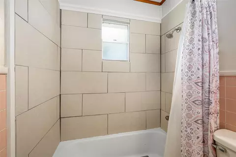 Bath - 55521 Front St, Astor, FL 32102 photo 2 of 4
