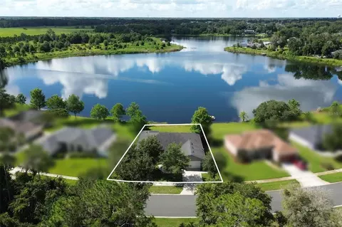 920 Lake Lindley Dr S, Deland, FL 32724