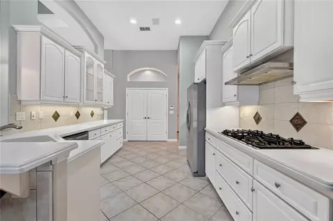 Kitchen - 1435 Dolph Cir, Ormond Beach, FL 32174 photo 3 of 8