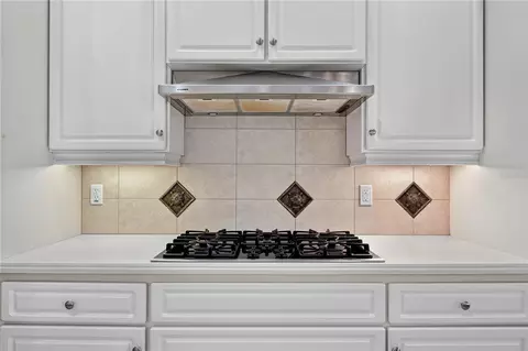Kitchen - 1435 Dolph Cir, Ormond Beach, FL 32174 photo 4 of 8