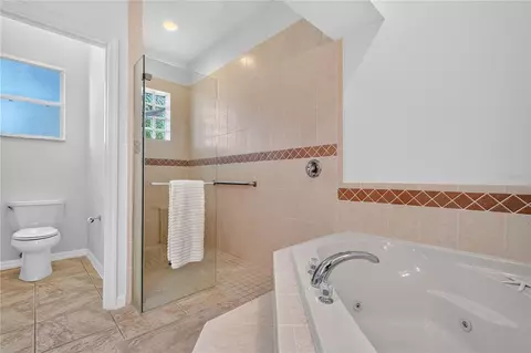 Bath - 1435 Dolph Cir, Ormond Beach, FL 32174 photo 3 of 11