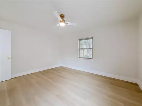 Bedroom - 516 S Exeter St, Eustis, FL 32726 photo 5 of 14