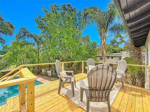 Exterior - 516 S Exeter St, Eustis, FL 32726 photo 3 of 9