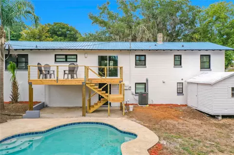 Exterior - 516 S Exeter St, Eustis, FL 32726 photo 2 of 9