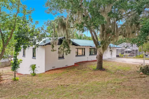 Exterior - 516 S Exeter St, Eustis, FL 32726 photo 9 of 9