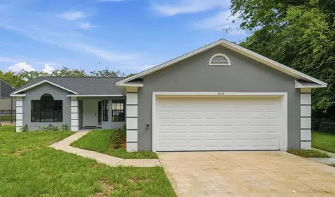350 Lake Crescent Dr, Debary, FL 32713