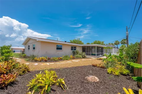 Exterior - 132 Dawn Dr, Ormond Beach, FL 32176 photo 5 of 9