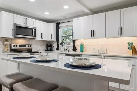 Kitchen - 400 S Ridgewood Ave, Ormond Beach, FL 32174 photo 3 of 4