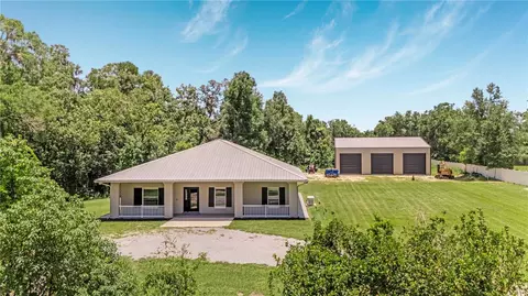 2287 N Spring Garden Ave, Deland, FL 32720